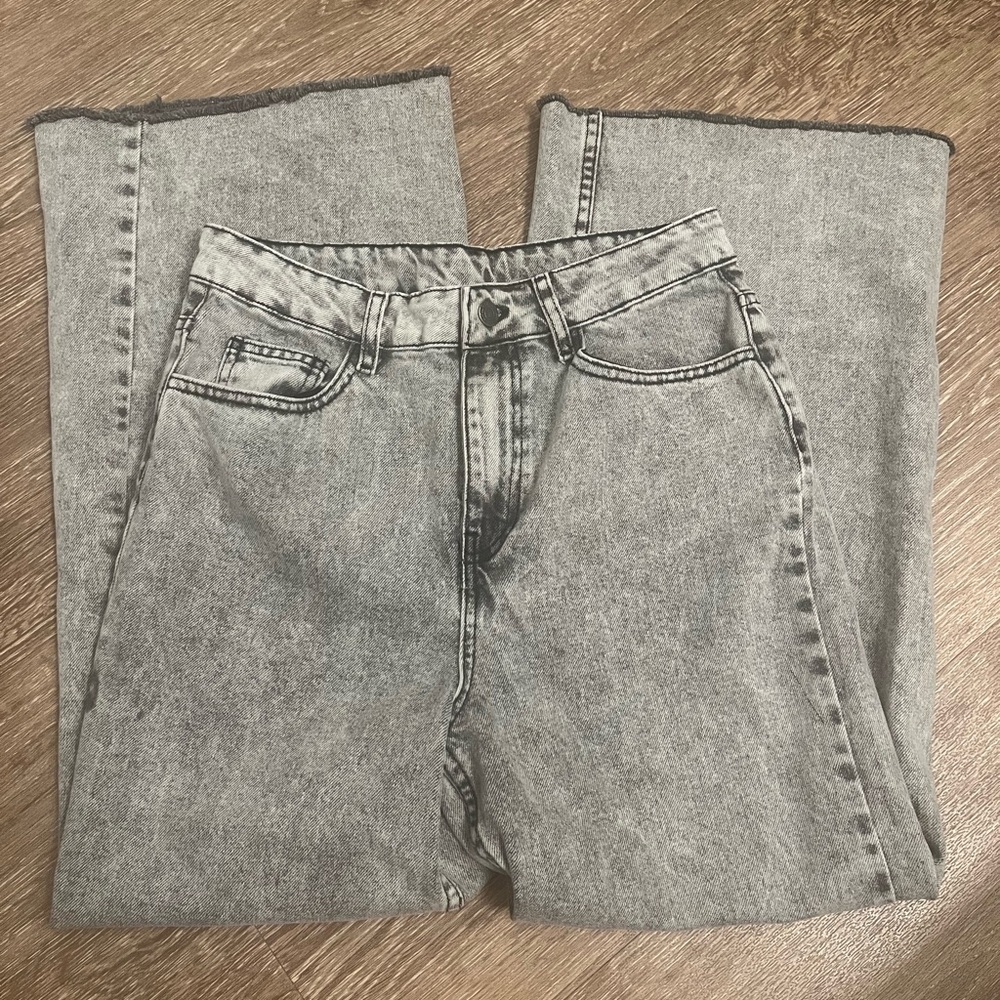 ASOS RECLAIMED VINTAGE High Waist Wide Leg Cropped Jeans Gray Wash‎ 28 x 26